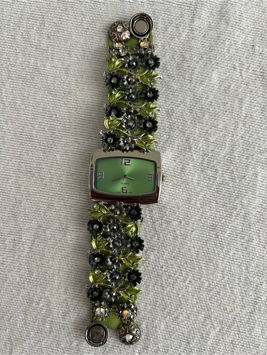 Accessories - Vintage Y2K Green Floral Rhinestone Bracelet Watch